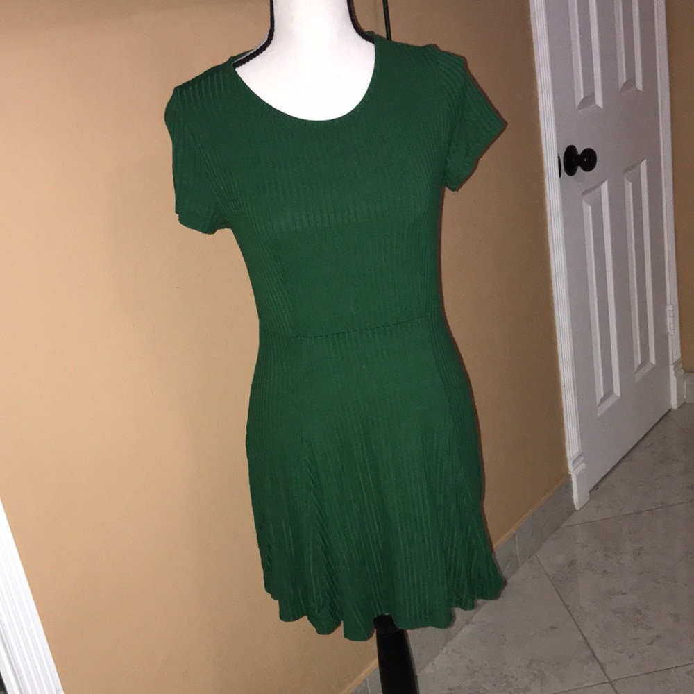 ⭐️♥️⭐️Forever 21 dress 👗 for young girl